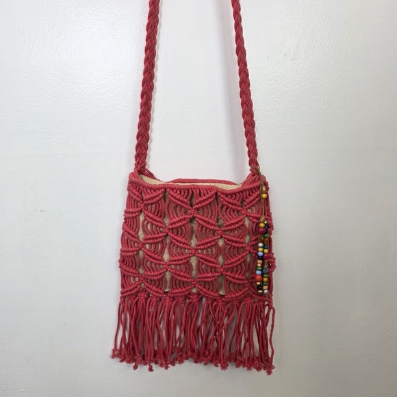 Lucky Brand Pink Macrame Beaded Fringe Tassels Boho Summer Crossbody Bag Purse - Picture 1 of 8